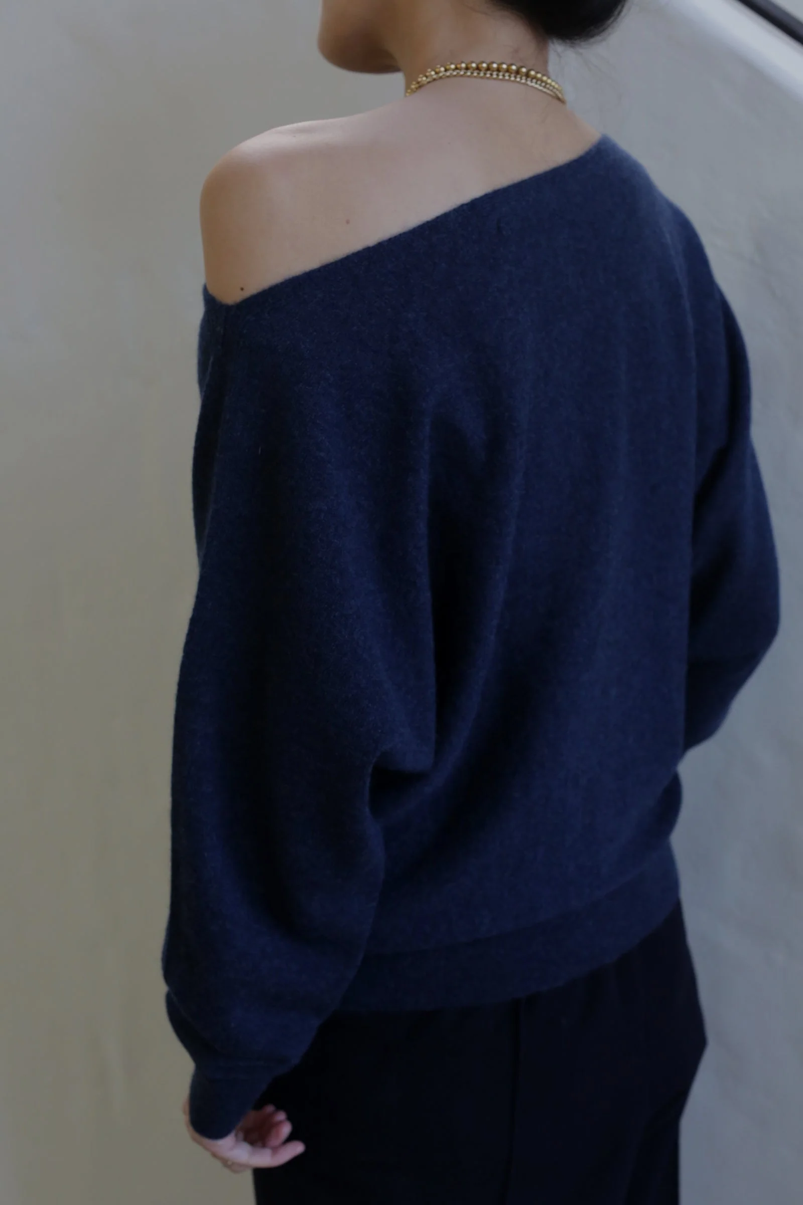 Ballerina's Cashmere Sweater | Navy - Image 4