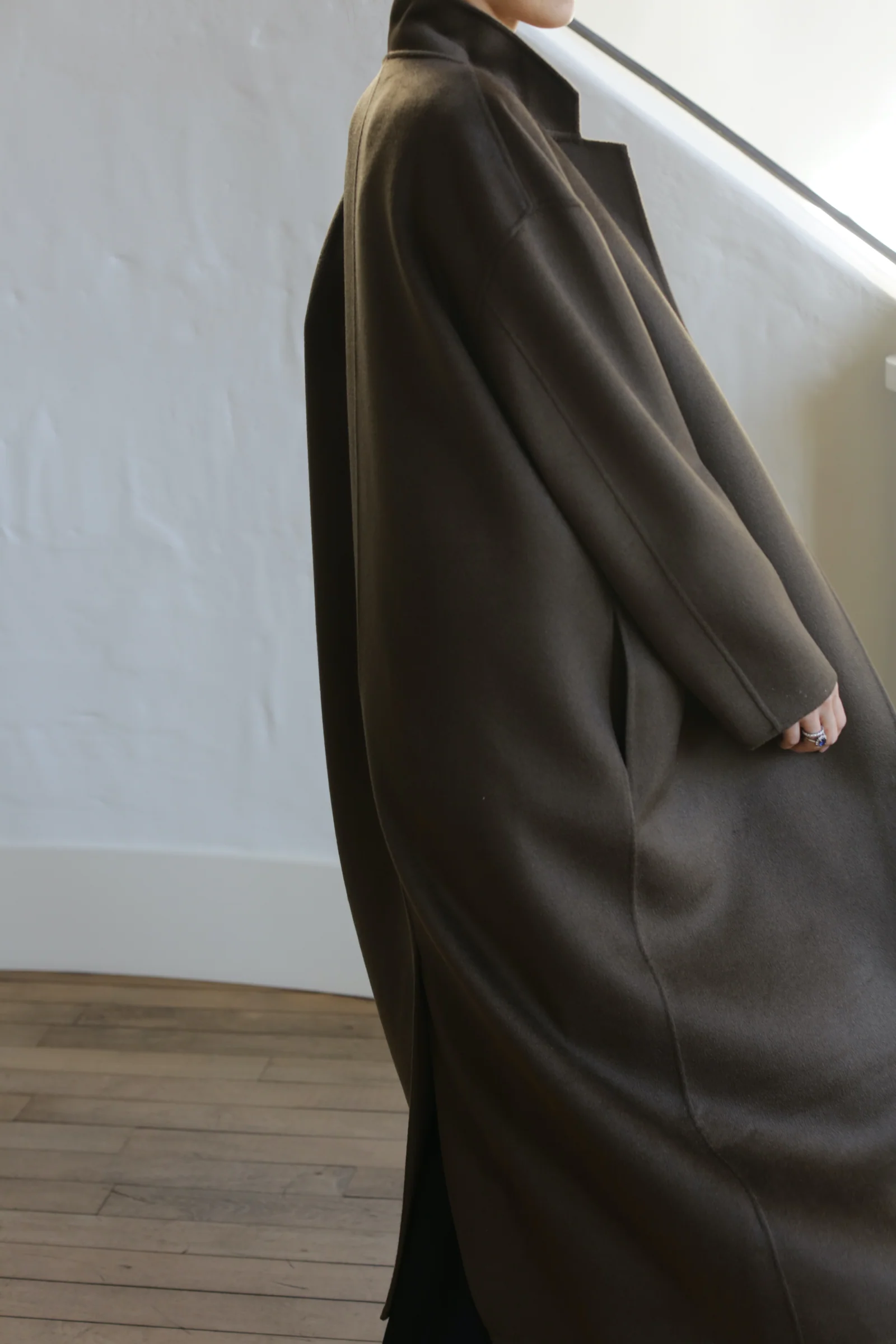 Bamford Long Double-face Cashmere | Olive - Image 3