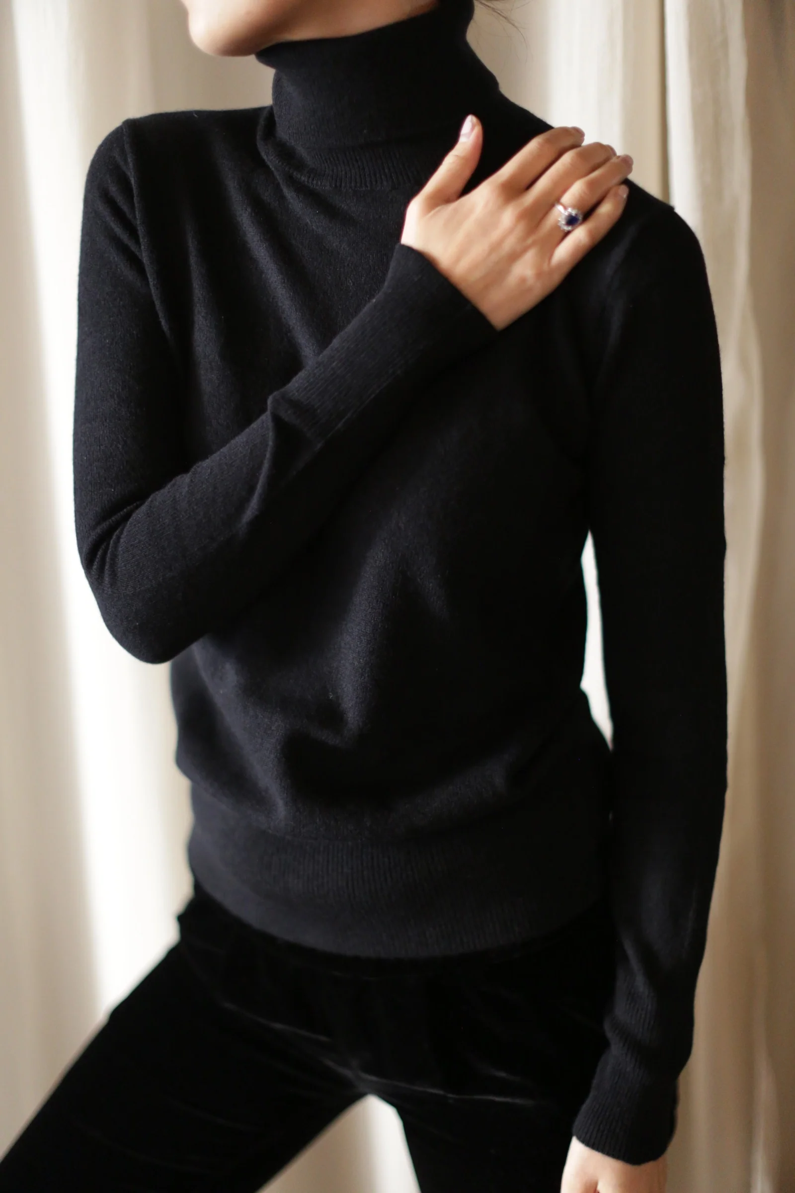 Cashmere Turtleneck - Image 5