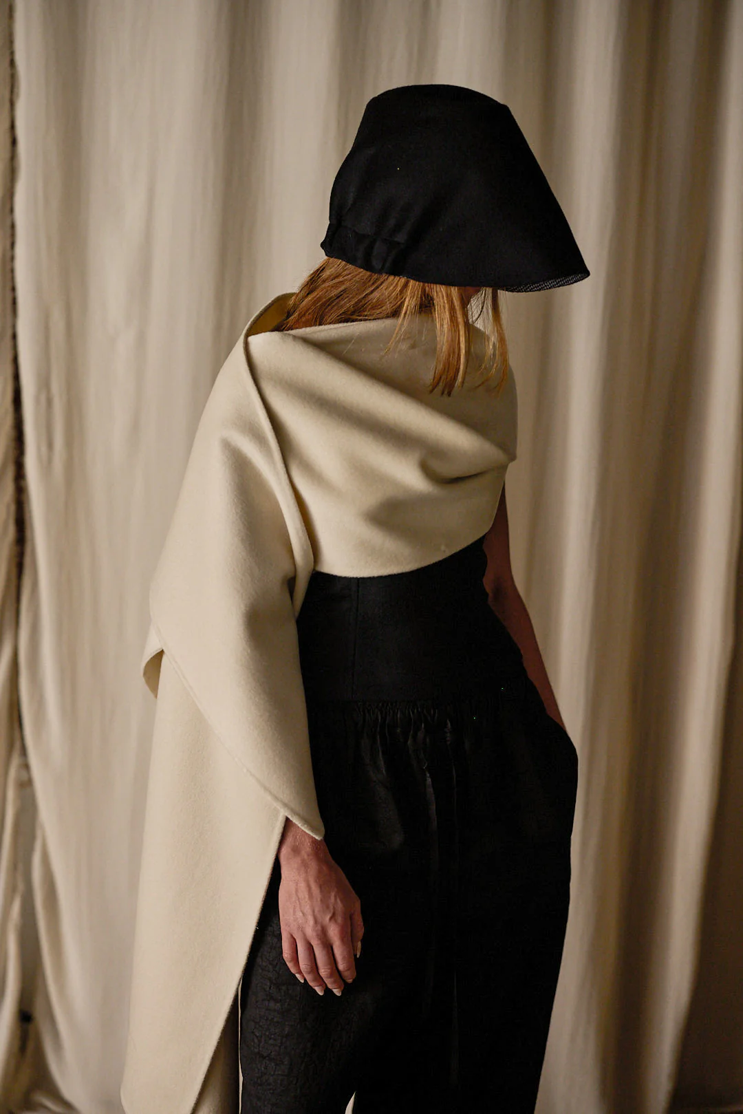 Doubleface Cashmere X-Cape - Image 3