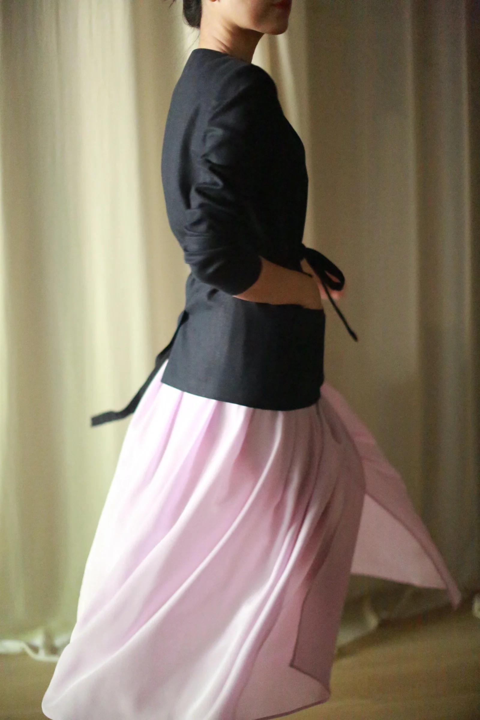 Navy Linen Blazer - Image 4