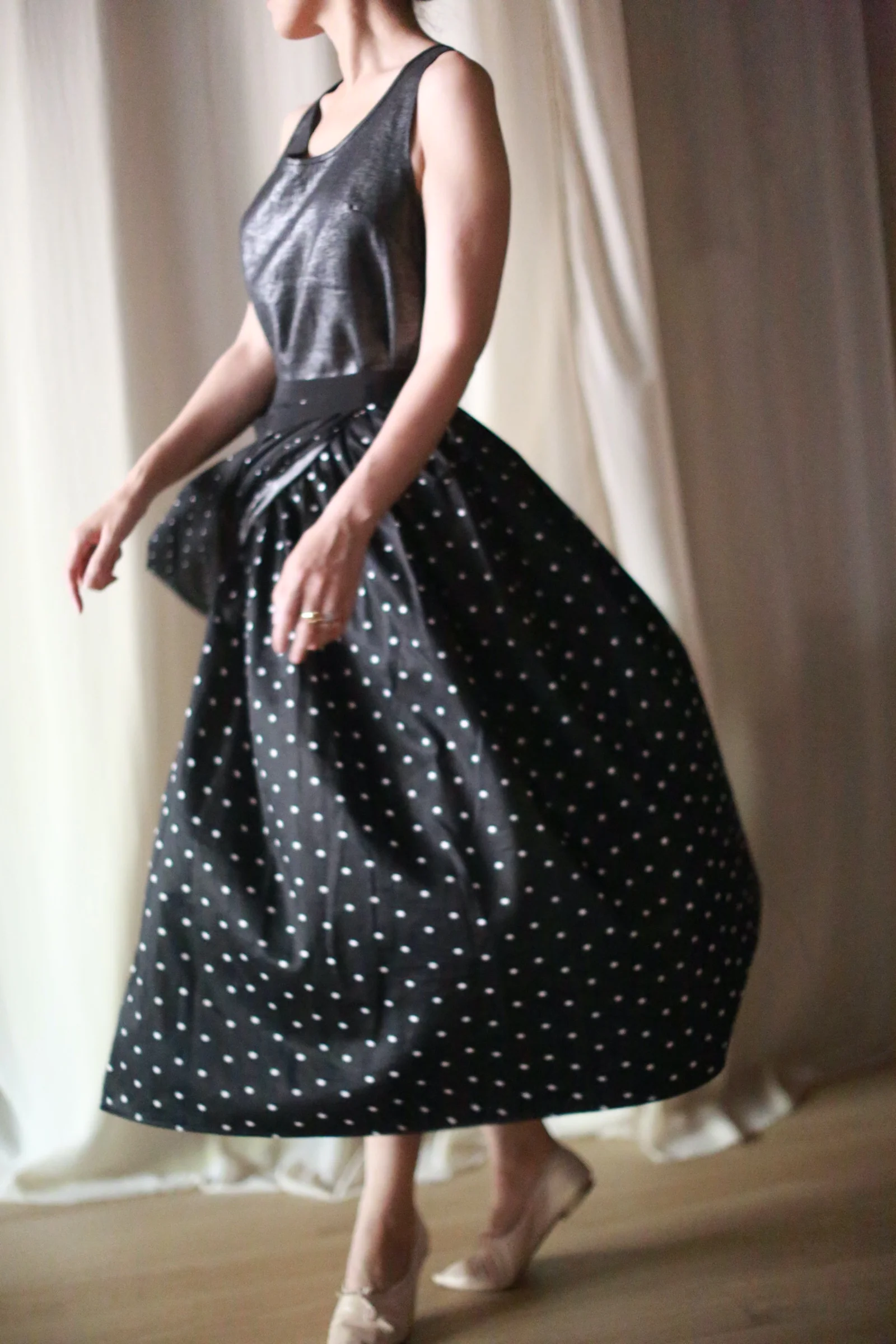 Smoke Linen Tank - Image 7
