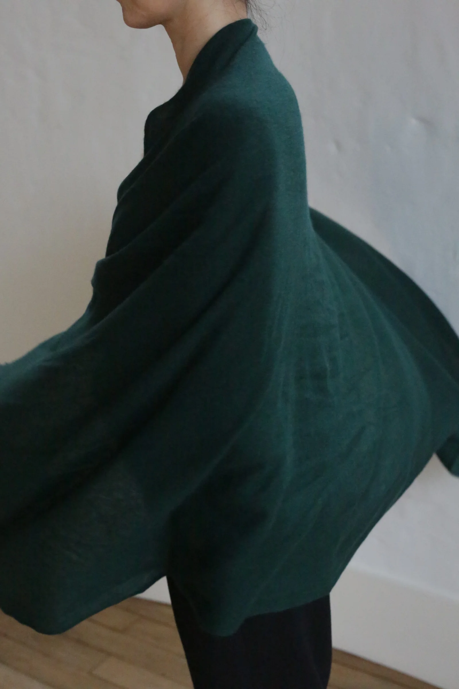 Tissue Weight Cashmere Scarf | Forest - Image 3